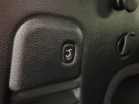 Used 2018 Jeep Grand Cherokee SRT AWD/4WD image 38