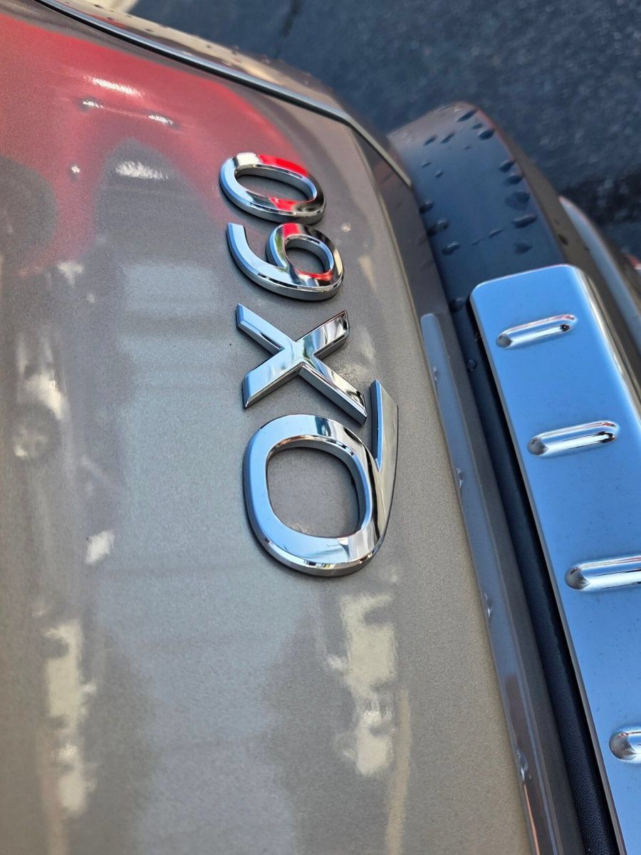 Used 2022 INFINITI QX60 Luxe w/ Vision Package FWD image 11