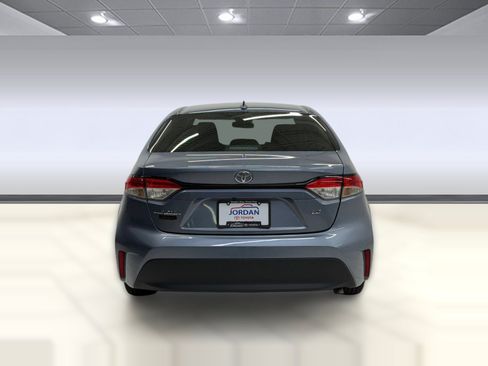Used 2024 Toyota Corolla LE FWD image 8