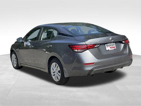 Certified 2025 Nissan Sentra S FWD image 5