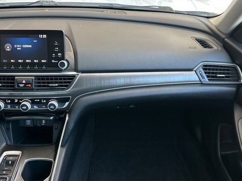 Used 2019 Honda Accord Hybrid image 27