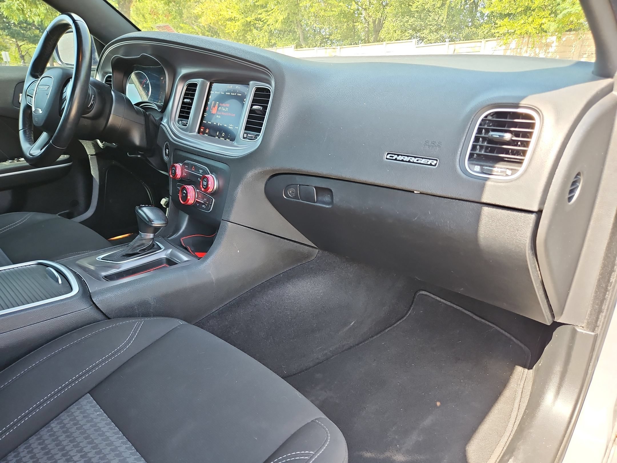 Used 2023 Dodge Charger SXT RWD image 28