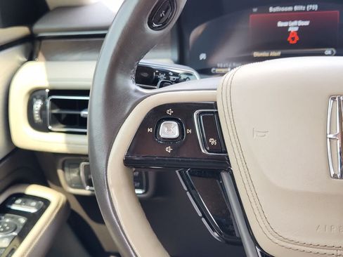 Used 2020 Lincoln Aviator Reserve w/ Equipment Group 202A AWD/4WD image 27