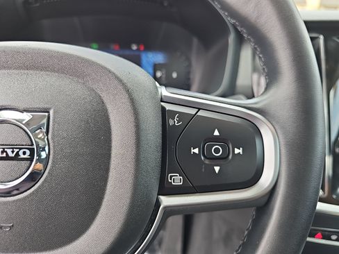 Used 2024 Volvo S60 B5 Core AWD/4WD image 17