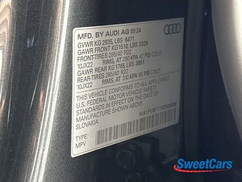 Used 2025 Audi Q8 Prestige image 56