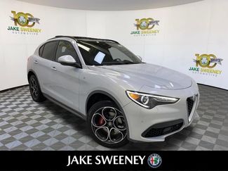 Used 2023 Alfa Romeo Stelvio Ti AWD/4WD video 1