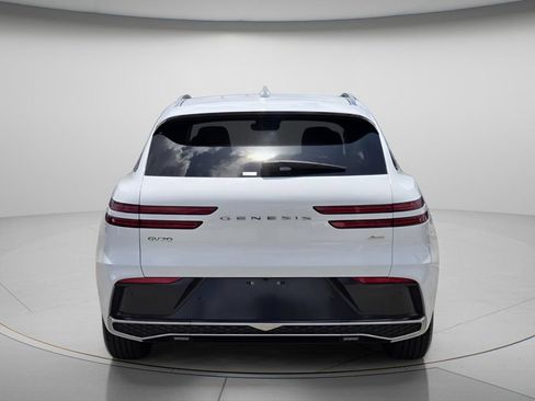Used 2026 Genesis GV70 2.5T AWD/4WD image 6