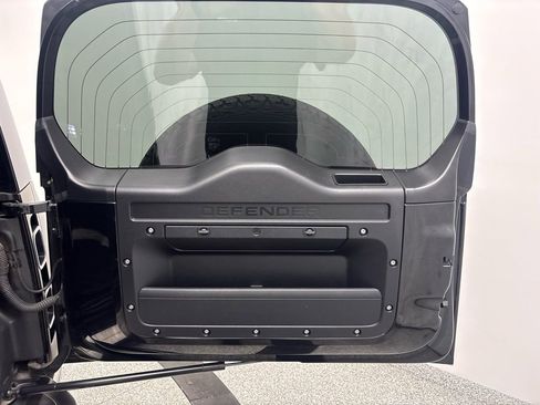 Used 2020 Land Rover Defender 110 X image 46