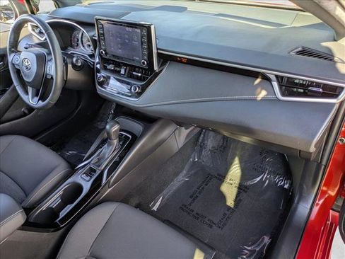 Used 2019 Toyota Corolla SE image 19