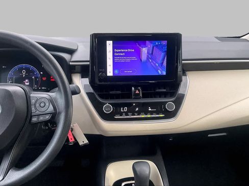Used 2026 Toyota Corolla LE FWD image 7