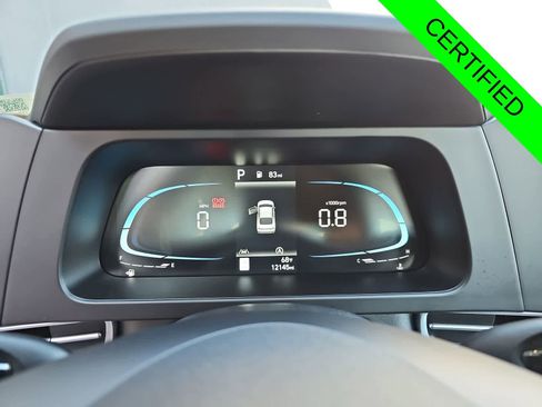 Used 2025 Hyundai Elantra SE image 22