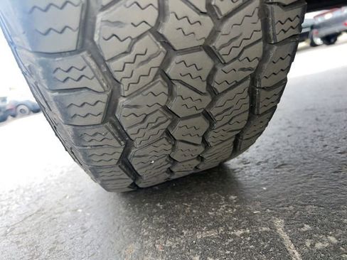 Used 2015 GMC Yukon SLT w/ Open Road Package image 10