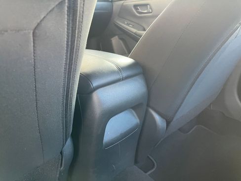 Used 2025 Nissan Sentra S image 23