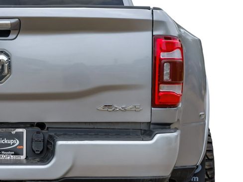 Used 2022 RAM 3500 Laramie AWD/4WD image 52
