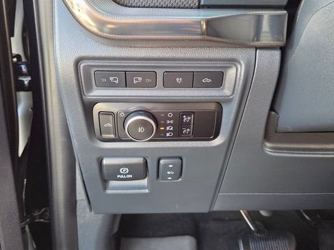 Used 2024 Ford F150 Raptor AWD/4WD image 28