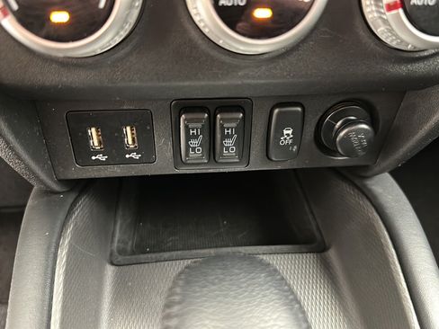 Used 2025 Mitsubishi Outlander Sport AWD image 22