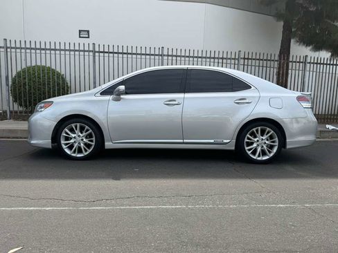 Used 2010 Lexus HS 250h FWD image 4