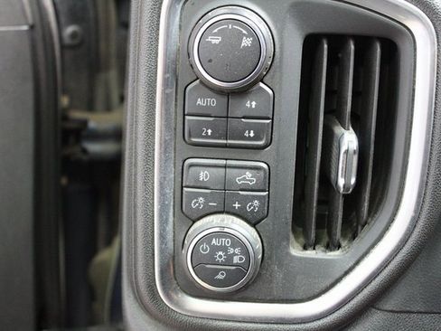 Used 2019 Chevrolet Silverado 1500 LT Trail Boss image 10