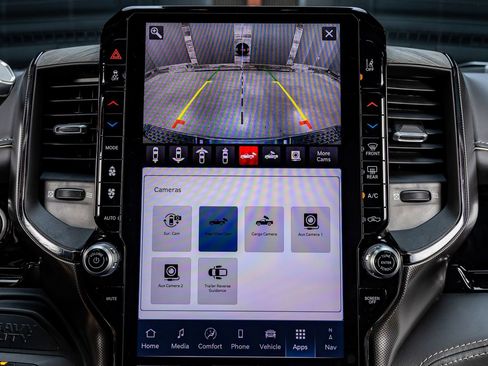 Used 2025 RAM 3500 Limited AWD/4WD image 27