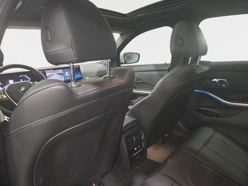 Certified 2024 BMW 330i Sedan w/ Convenience Package RWD image 9