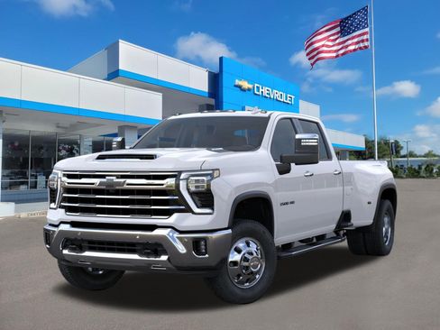 New 2026 Chevrolet Silverado 3500 LTZ w/ LTZ Convenience Package AWD/4WD image 6