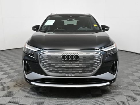 Used 2024 Audi Q4 e-tron Premium image 32