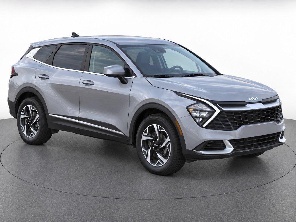 Used 2023 Kia Sportage LX AWD/4WD image 3