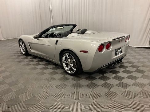 Used 2007 Chevrolet Corvette Convertible w/ Preferred Equipment Group RWD image 18