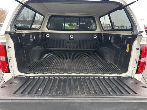 Used 2015 GMC Sierra 1500 SLE w/ Texas SLE Value Package image 22