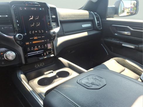 Used 2025 RAM 1500 Laramie w/ Sport Appearance Package AWD/4WD image 16