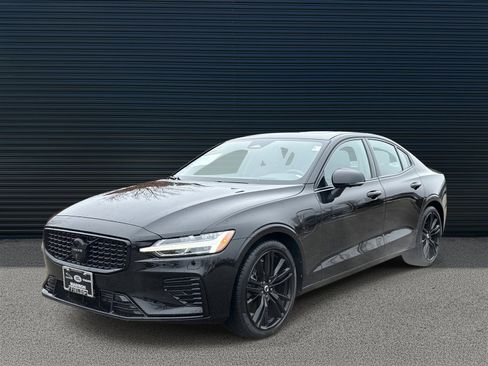 Certified 2024 Volvo S60 T8 Ultimate image 1