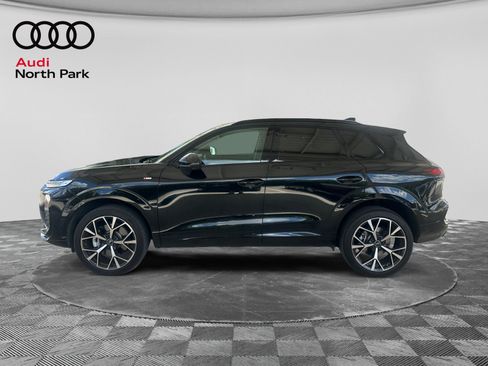 Used 2026 Audi Q3 quattro 2.0T AWD/4WD image 2