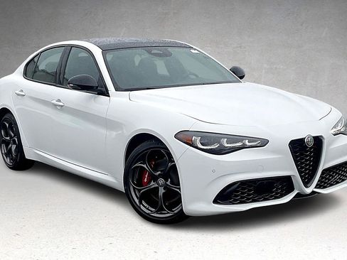 New 2025 Alfa Romeo Giulia AWD w/ Driving Assist Package image 2