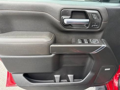 Used 2021 GMC Sierra 2500 AT4 w/ AT4 Premium Plus Package AWD/4WD image 11