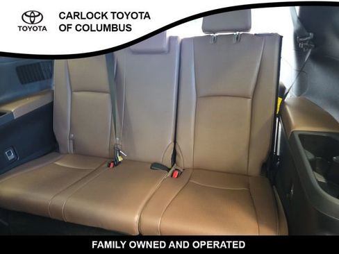 Used 2024 Toyota Grand Highlander AWD Hybrid image 15