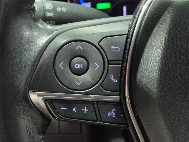 Used 2020 Toyota Camry XLE FWD image 12