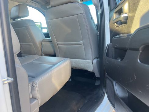 Used 2018 Chevrolet Silverado 2500 W/T w/ WT Convenience Package AWD/4WD image 20