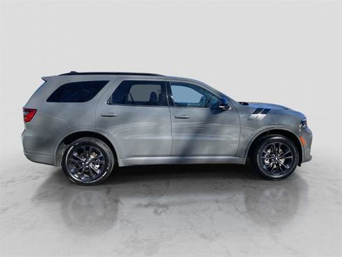 Used 2025 Dodge Durango GT image 9