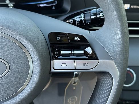 New 2026 Hyundai Elantra SE image 25