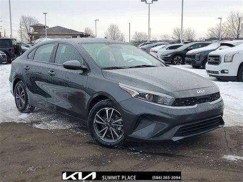 Certified 2023 Kia Forte LXS image 1
