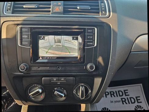 Used 2017 Volkswagen Jetta S FWD image 21