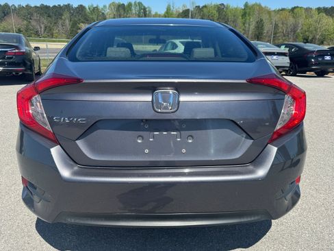 Used 2016 Honda Civic EX image 6