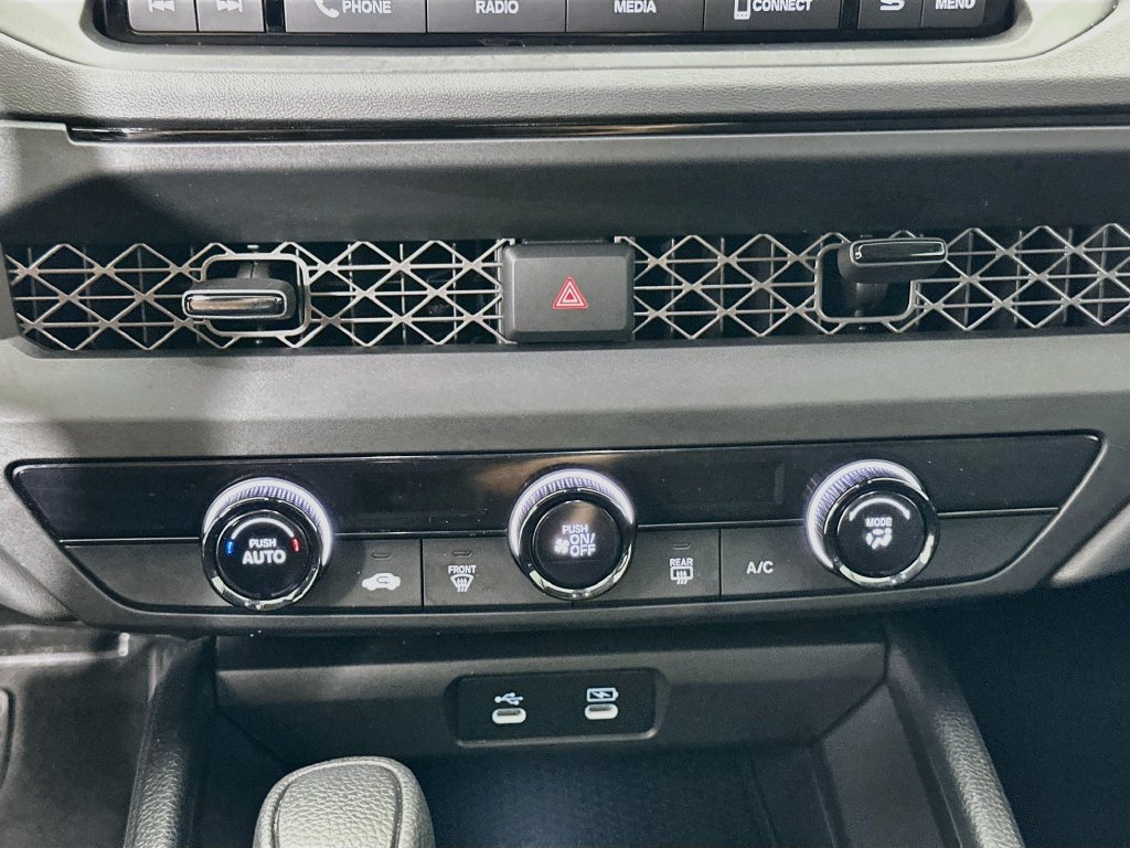 Certified 2025 Honda Accord LX image 14
