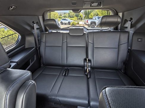 Used 2025 Toyota Sequoia Platinum AWD/4WD image 23