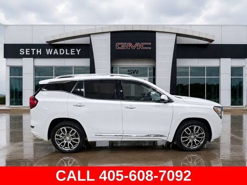 Used 2024 GMC Terrain Denali AWD/4WD image 60
