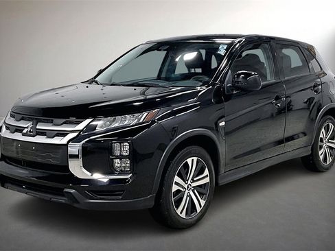 Used 2024 Mitsubishi Outlander Sport LE image 3