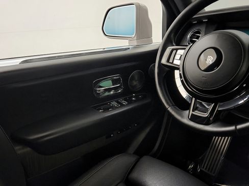 Used 2021 Rolls-Royce Cullinan AWD/4WD image 23