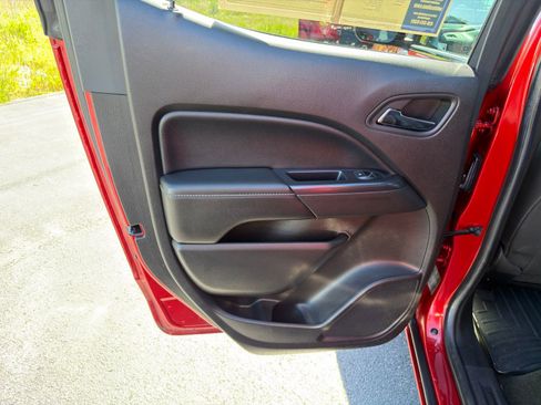 Used 2015 GMC Canyon SLE w/ SLE Convenience Package AWD/4WD image 26