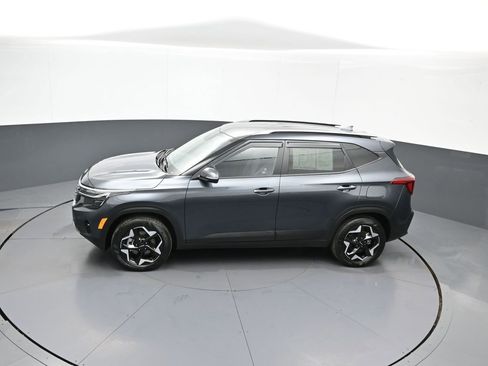 Used 2025 Kia Seltos S AWD/4WD image 40