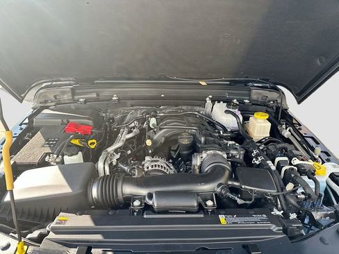 New 2026 Jeep Gladiator Sport AWD/4WD image 31